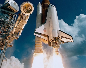 Space Shuttle Atlantis Launch Photo: NASA, 1985