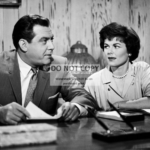 Raymond Burr and Barbara Hale in The TV Program "Perry Mason" - 5X7, 8X10 or 11X14 Publicity Photo (FB-216)