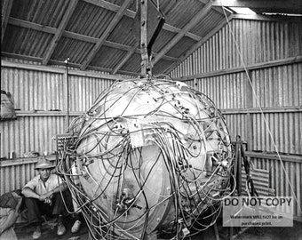 Housing for the First Atomic Bomb "The Gadget" in 1945 - 5X7, 8X10 or 11X14 Photo (BB-669)