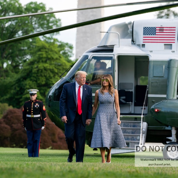 President Donald Trump and First Lady Melania After Trip to Florida in 2020 - 8X10 or 11X14 Photo (SP-581)