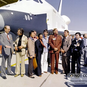 Star Trek Cast Members Stand Next to the Space Shuttle Enterprise - 5X7, 8X10 or 11X14 NASA Photo (EP-532)