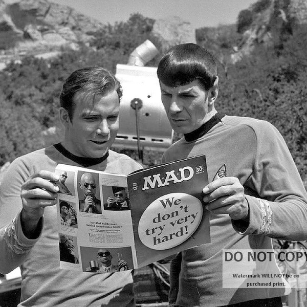 William Shatner and Leonard Nimoy Enjoy "Mad" Magazine - 5X7, 8X10 or 11X14 Photo (ZZ-136)