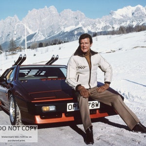 Roger Moore on the Set of the James Bond Film &quot;For Your Eyes Only&quot; - 5X7, 8X10 or 11X14 Publicity Photo (AA-738)