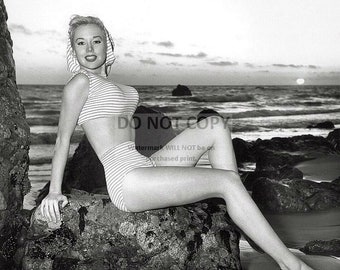 BETTY BROSMER MODEL PIN-UP DA-228 8X10 PUBLICITY PHOTO BETTY BROSMER MODEL PIN-UP DA-228 8X10 PUBLICITY PHOTO