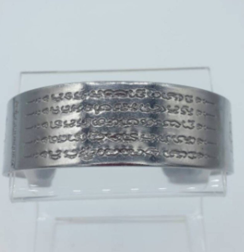 Thai Amulet Pendant Bracelet Yant 5 Row by Kruba Krissana - Etsy