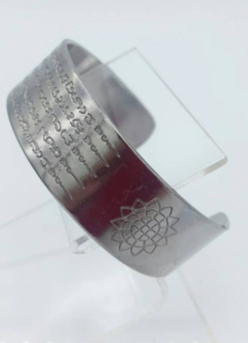 Thai Amulet Pendant Bracelet Yant 5 Row by Kruba Krissana - Etsy