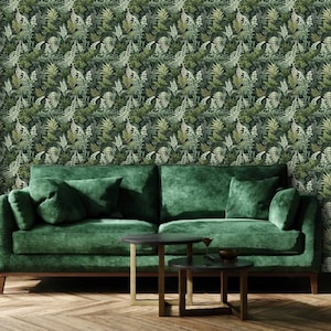 Fern Wallpaper: Green Forest Botanical Wall Covering, Vintage Style