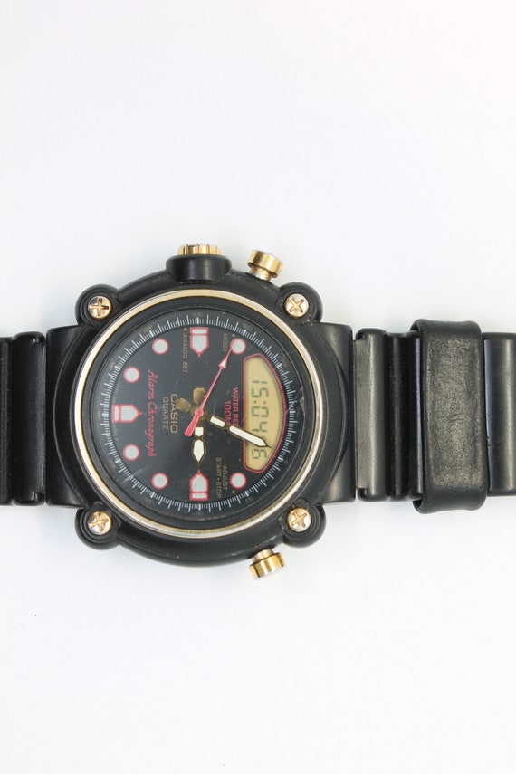 casio quartz alarm chronograph 100m