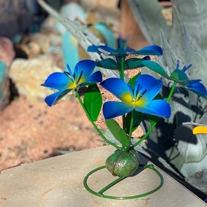 Handgefertigte lebendige MINI Metallblumenstrauß-Yard-Kunst-Metalllandschaftsblumen