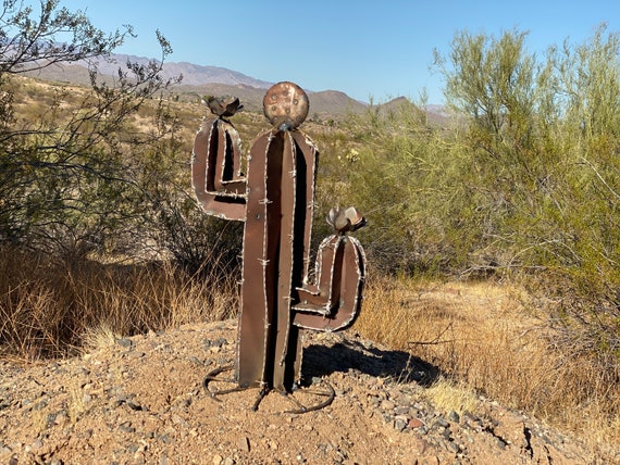 Small Rustic Barbed Wire Saguaro Cactus Mexican Metal Yard Art Etsy Singapore