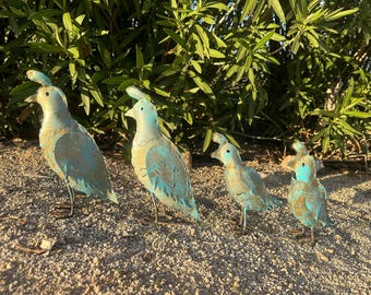 Handgemaakte metalen kwartel rustieke handgeschilderde woestijnvogel tuinkunst