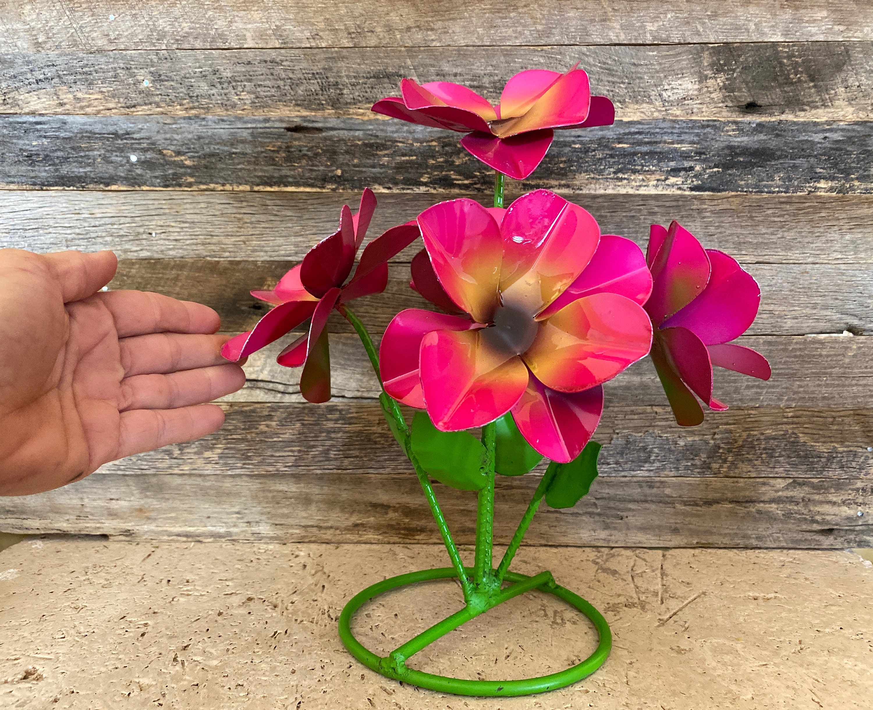 Vibrant Small Metal Flower Bouquet Yard Art Metal Landscape Etsy