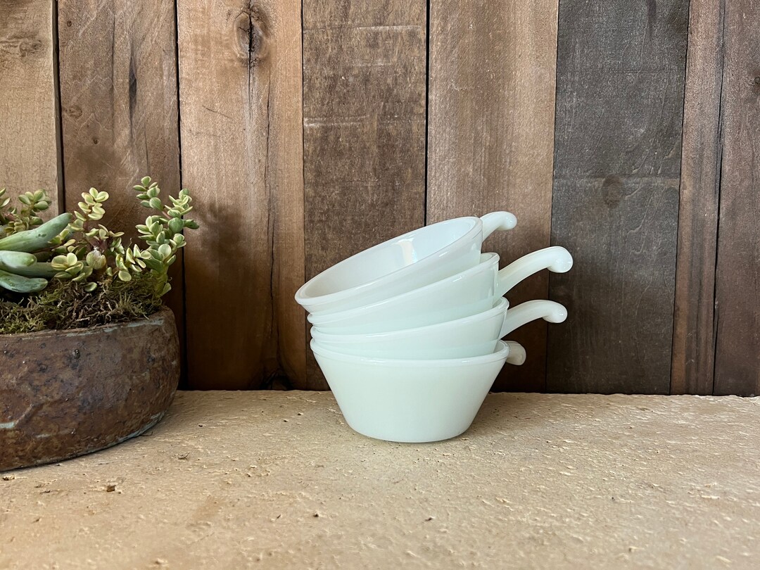 Vintage Milk Glass Heat Proof Bowl With Handle Soup Bowl Chili Bowl