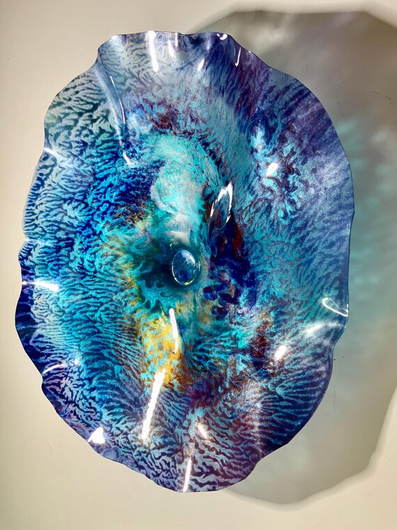 Ocean Arts Wall Flower: Upcycled Plastic Coastal Decor (15 inch)