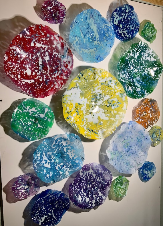 Colorful wall flower sculpture 17 yellow/orange/blue/purple/pink/green/white handmade beach home decor/eco-friendly plastic looks like glass