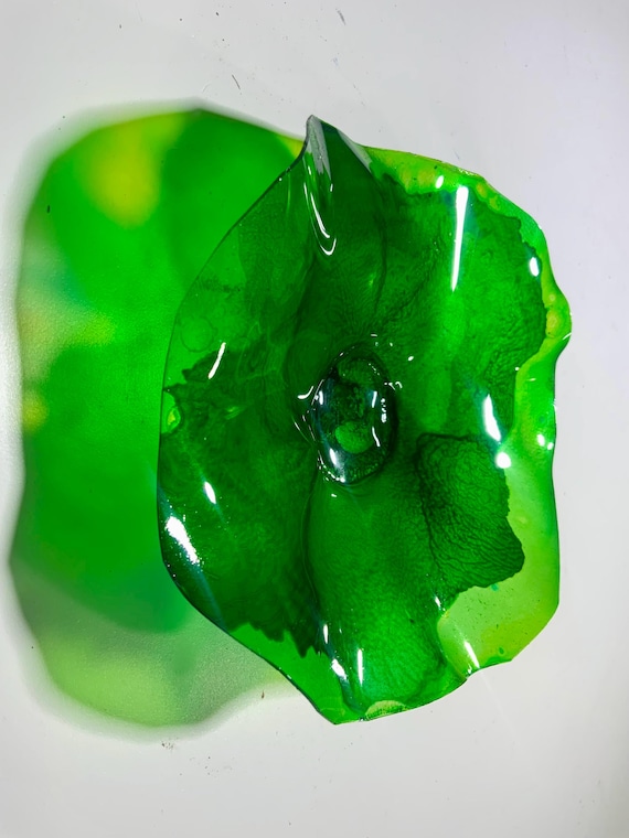 Emerald Green Recycled Plastic Wall Flower: Boho Home Decor, 5"