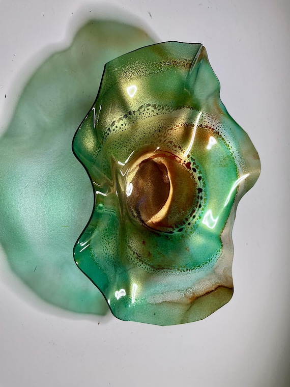 Recycled PET Wall Flower Art – Aqua Green Copper, Glass-Like Decor