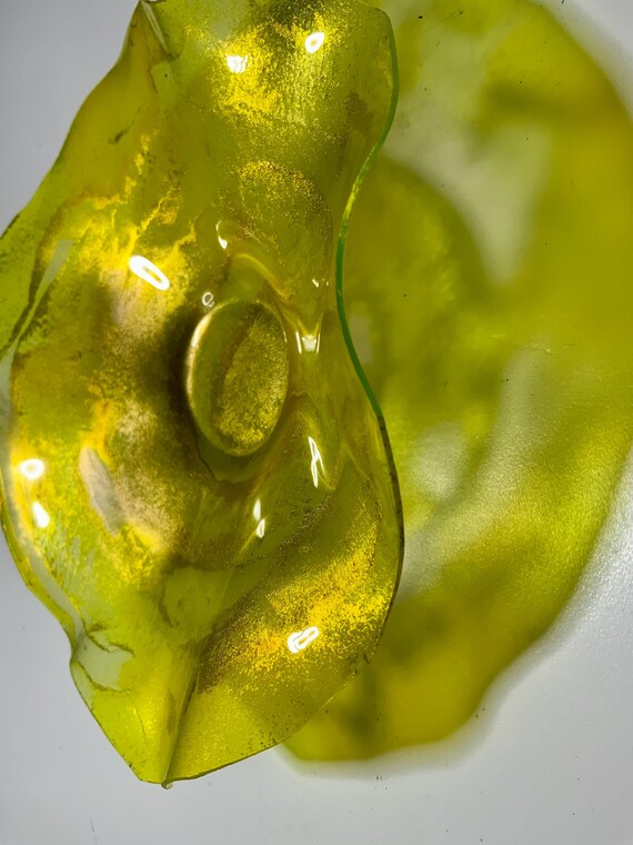 Sustainable plastic one of a kind extra Small gold wall flower 5” handmade unique home decor/indoor outdoor art/looks like glass
