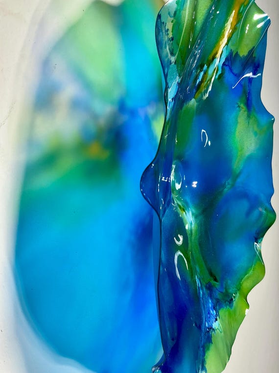 Recycled PET polymer Wall Flower Art –cobalt blue & green Glass-Like Finish (15-16 Inch)