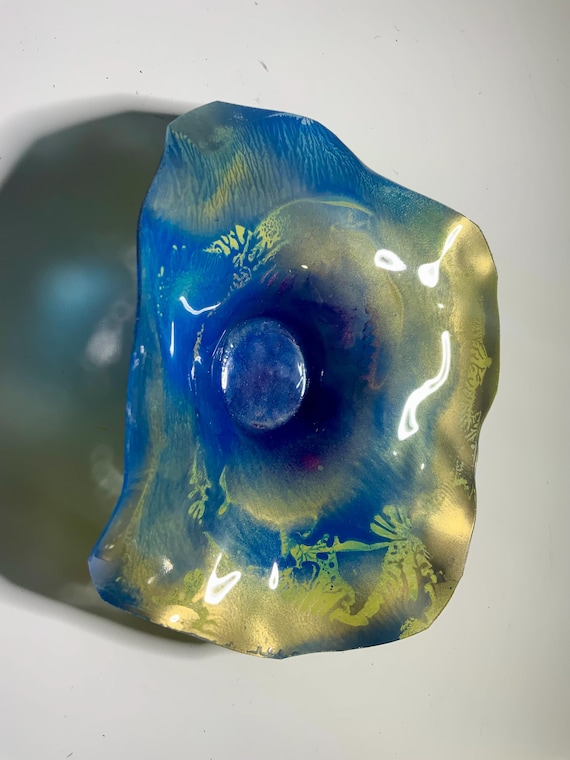 Wall flower handcrafted Blue & Gold Wall Flower: Upcycled Plastic Ocean Decor, 5" looks like glass