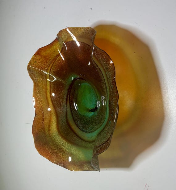 Earthy Khaki green & brown 5” Wall Plate - Handcrafted Decor in Sustainable Plastic, Glass-Like Finish