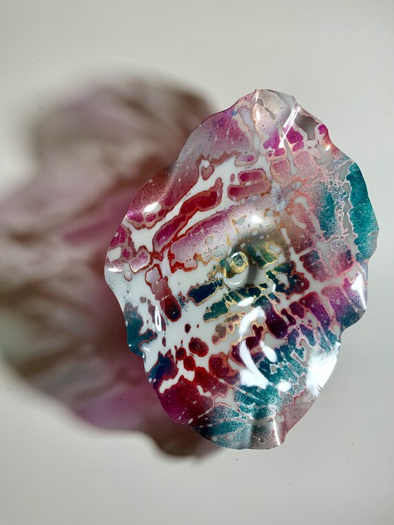 Medium wall plate magenta/aqua green/white/silver 13” handmade eco-friendly plastic looks like glass/minimalist home decor/indoor outdoor