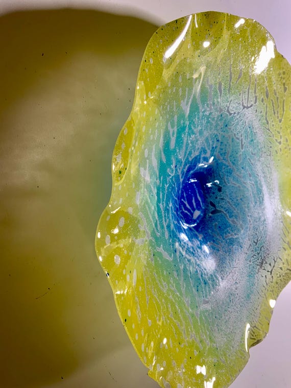 Small Wall flower platter yellow/aqua/blue/silver 9” handmade eco-friendly plastic/cool bedroom home decor/round floral art/looks like glass