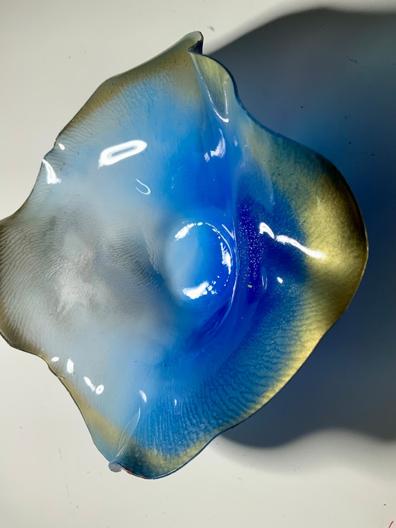 Recycled Plastic Wall Flower: Gold, Blue, & White Ocean Art