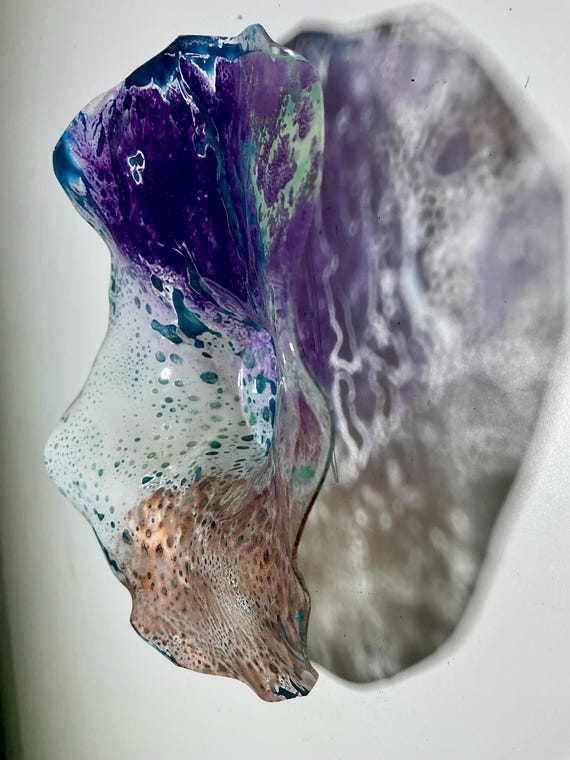 5 Inch Wall Hanging: Handmade sustainable plastic copper, purple & white with Glass Effect