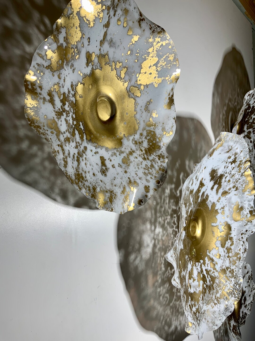 White/gold Flowers Wall Art Sculpture Handmade Recycled Plastic Looks Like Glass/indoor Outdoor