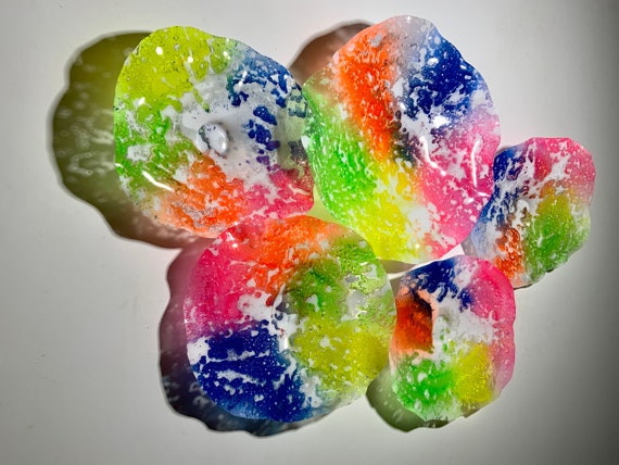 Colorful Wall Flower set 5 pink/blue/green/yellow/white/orange/purple looks like glass eco-friendly plastic/boho home decor art