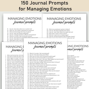 Op de afbeelding: Vier pagina's met printbare journal prompts voor het managen van emoties. De pagina's zijn wit met zwarte tekst. De titel van elke pagina is "Managing Emotions Journal Prompts".