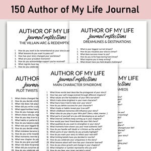 Op de afbeelding: Een stapel witte journaalpagina's met prompts voor zelfreflectie. De tijdschriften heten "Author of My Life" en behandelen onderwerpen als "Plot Twists" en "Main Character Syndrome". De tekst is zwart.