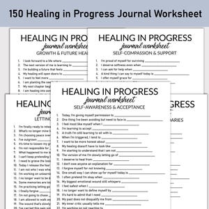 Könnte beinhalten: Ein Stapel weißer Arbeitsblätter für Journale mit dem Titel "150 Healing in Progress Journal Worksheet". Die Arbeitsblätter enthalten Aufforderungen zur Selbstreflexion, einschließlich Themen wie Wachstum, Selbstmitgefühl und Selbstwahrnehmung.
