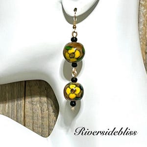Vintage Yellow Flower Ceramic Balls Dangle Earrings! Hand Painted Flower Earrings