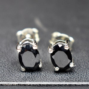 Delicate Black Onyx Stud Earrings-Black Stone Vintage Studs For Her-Unique Black Birthstone Stud Sterling Silver-Anniversary Jewelry Stud