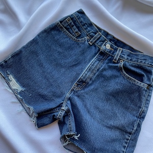 High Waisted Levi’s Shorts 512