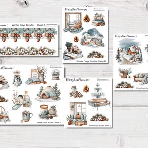 Op de afbeelding: Een verzameling winterthema planner stickers. De stickers bevatten aquarel illustraties van gezellige winterse taferelen, waaronder huizen, sneeuw, eikels en decoratieve elementen. De tekst "Winter Days Bundle" is zichtbaar.
