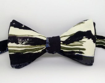 Abstract paint bow tie/ painting bow tie/ black abstract bow tie/ Mens bow tie/ Groomsmen Bow Tie/ Self Tie Bow Tie/ Grooms Gift