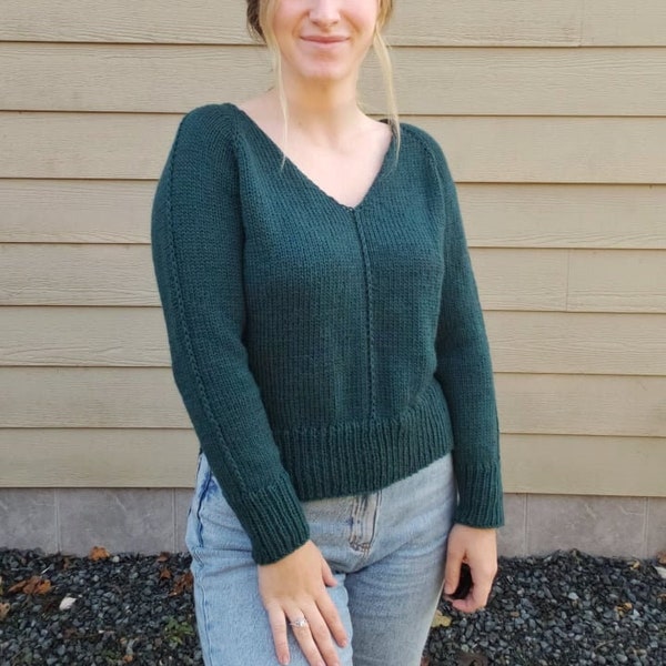 KNITTING PATTERN - The Compass Sweater Lite // knit sweater pattern, long sleeve, line details, size inclusive, v neck, split hem, raglan