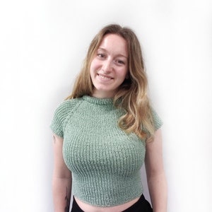 KNITTING PATTERN - The Rizzo Tee // knit sweater pattern, short sleeve, long sleeve, ribbed, size inclusive, raglan, cropped, fitted, knit