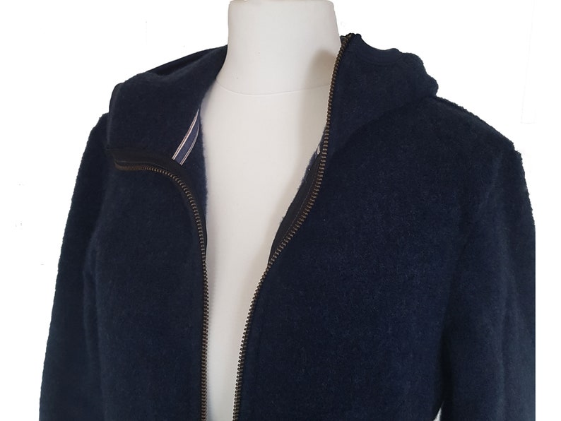 Bio Wollfleece Jacke Damen Marineblau / Kapuze / Reißverschluss Bild 6