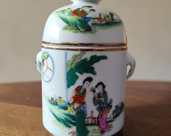 Vintage Jingdezhen Porcelain Tea Caddy with Lid – Famille Rose Garden Scene
