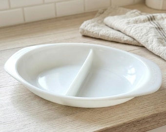 Vintage Pyrex Divided Casserole Dish | Opal Milk Glass, Model 1063