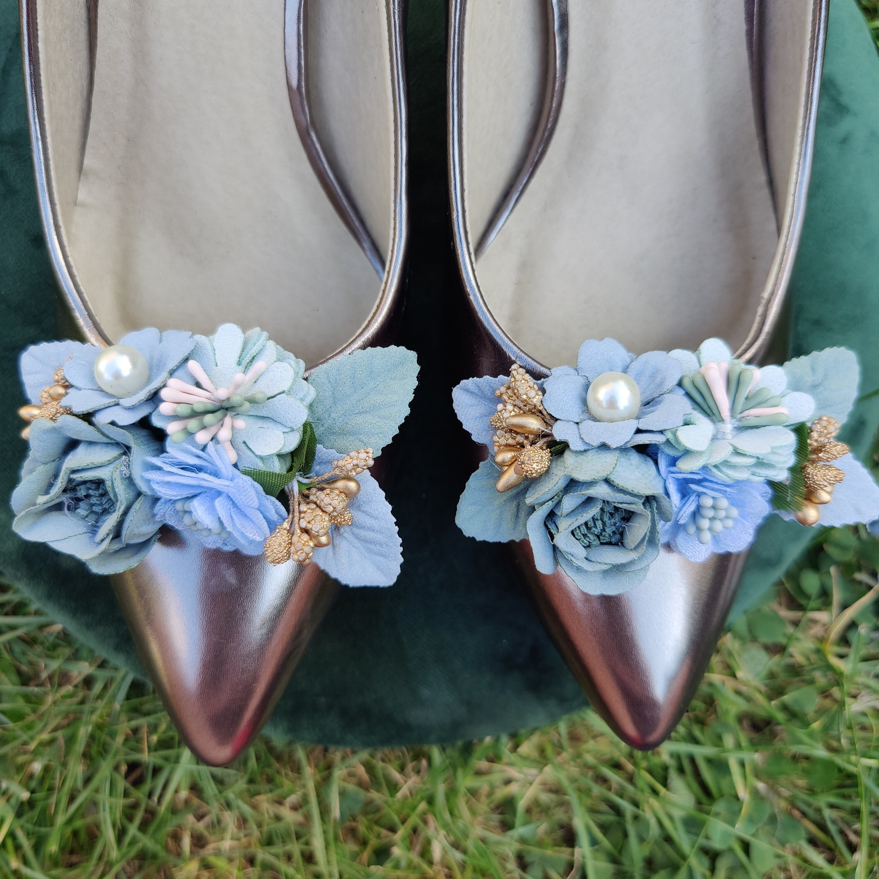 Something blue Shoe clips, Bridal shoe clips, Premium European Crystal Shoe  embellishments jewelry, Rhinestone shoe clip-on light blue