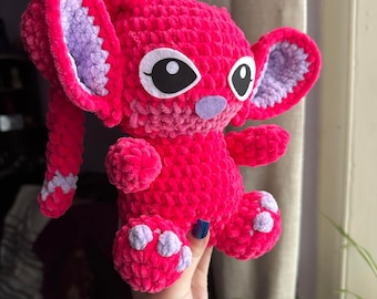 Extraterrestre rosa de crochet