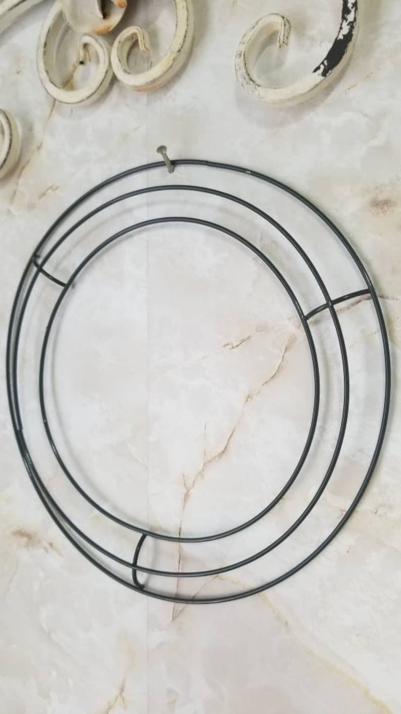 round wire wreath frames