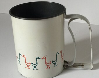 Vintage Sifter, Vintage Androck Sifter, Vintage Flour Sifter, 3 Cup Sifter, Kitchen Utensil, Flour Sifter