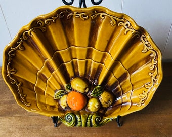 Midcentury/ Vintage Large Shell Shaped Dish with Fruit /Inarco E-4659 /Japan