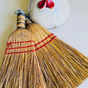 Whisk Brooms/  Handheld Whisk Broom/ Natural Bristles/ 1950 /Display Worthy